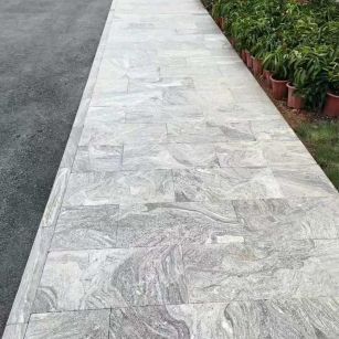 驻马店浪淘沙地铺石 夜里雪