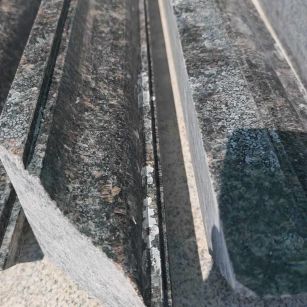 驻马店英国棕别墅线条